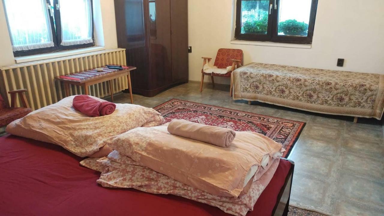 Hotel Oncsa Vendeghaz Gyöngyös Exteriér fotografie